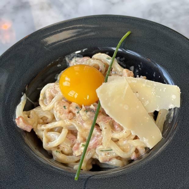 Tagliatelles de seiche à la carbonara