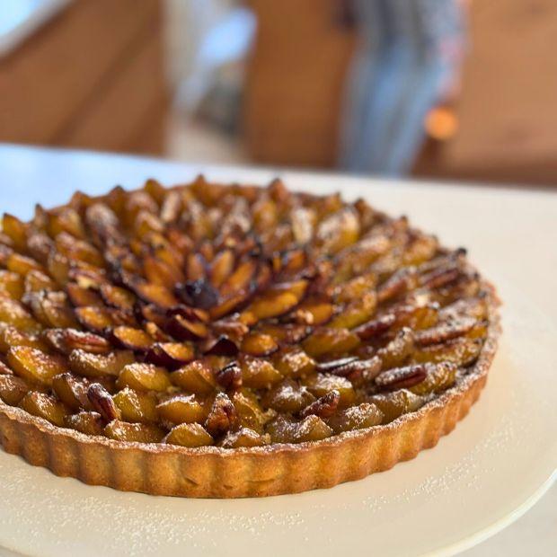Tarte aux prunes et crème d'amandes