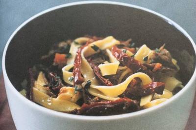 Tagliatelles al ragù