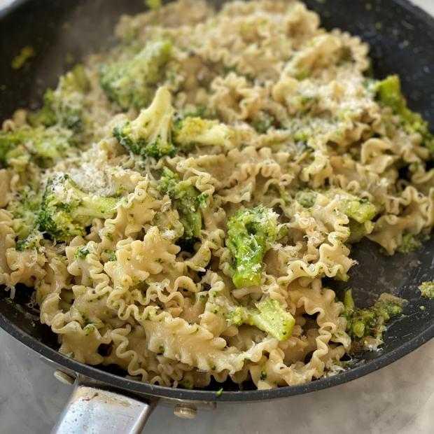 Mafalde anchois, ail et brocoli