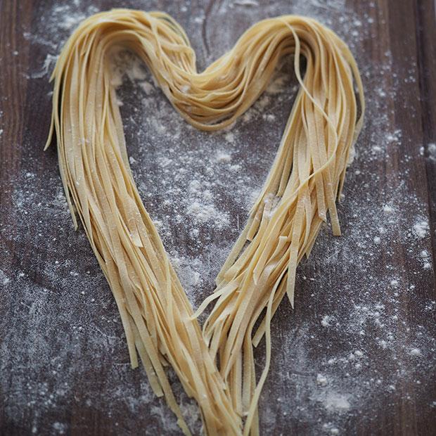 Pâtes fraîches à la semoule de blé dur (tagliatelles, spaghettis