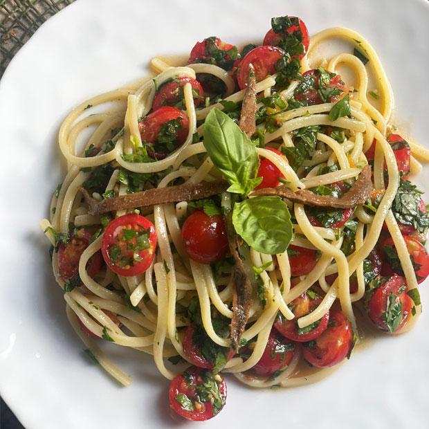 Spaghettini aux tomates crues d’Hadrien