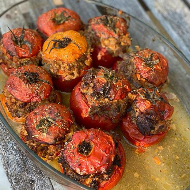 Tomates de l’été farcies à l’ancienne