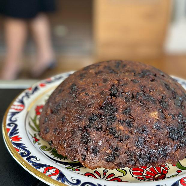 Recette de Christmas pudding flambé au cognac, gâteau anglais