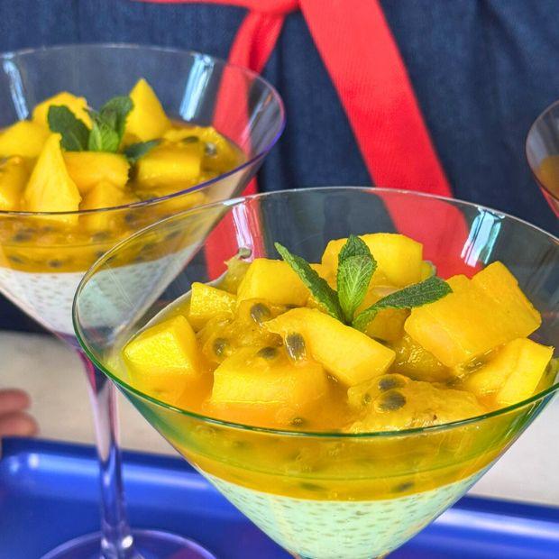 Compotes de fruits exotiques et perles au lait de coco