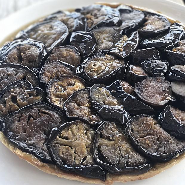 Tarte tatin d’aubergines vanillées