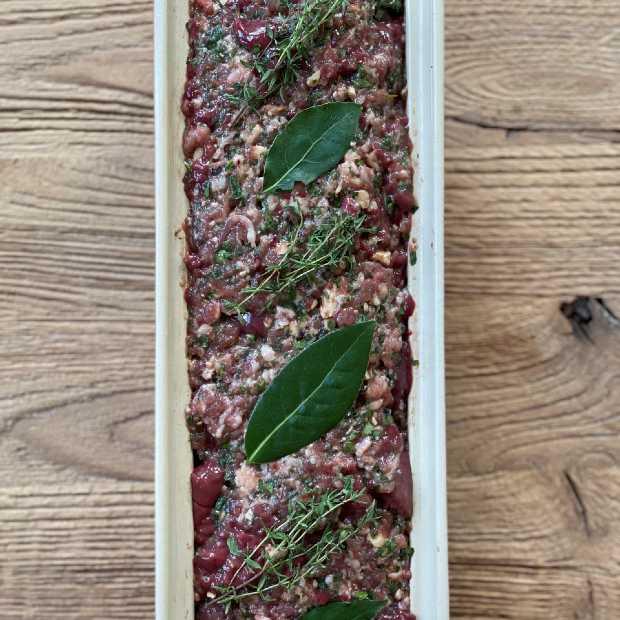 Terrine de foies de volaille au poivre vert