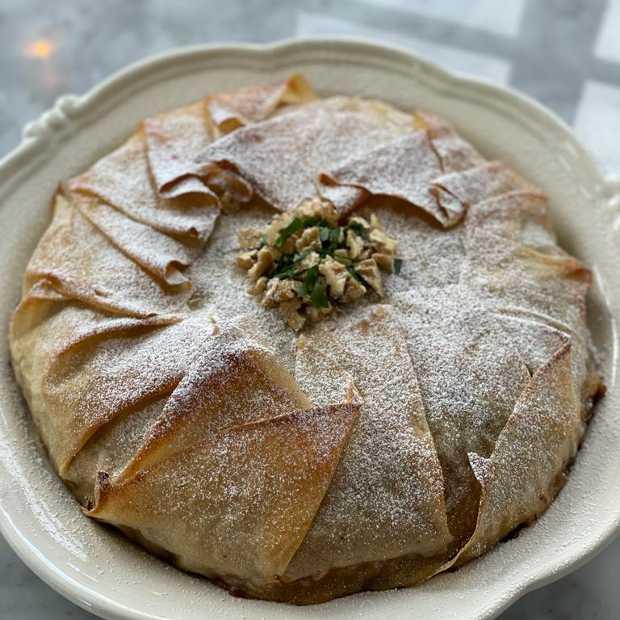 Pastilla de faisan, dattes et noix