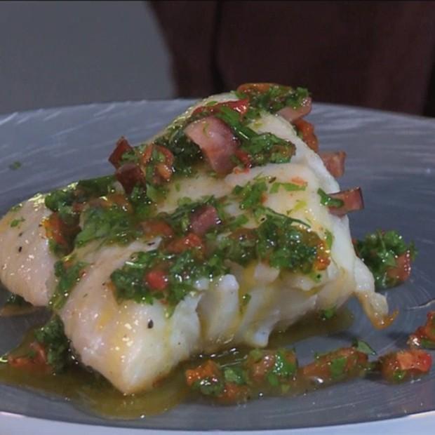 Pavés de cabillaud cloutés au chorizo, sauce vierge d’Éric