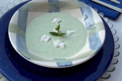 Gaspacho de concombre à la menthe