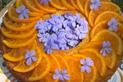 Gâteau à l’orange, huile d’olive et safran