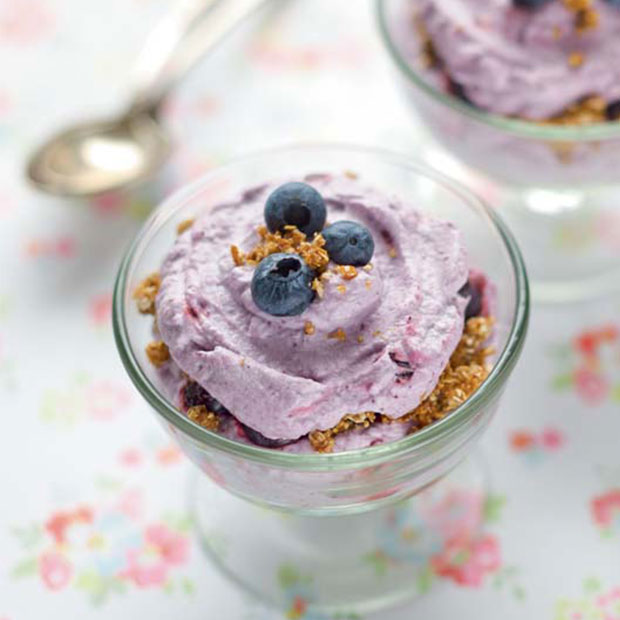 CRANACHAN AUX MYRTILLES ET AU SON D’AVOINE CRANACHAN AUX MYRTILLES ET AU SON D’AVOINE