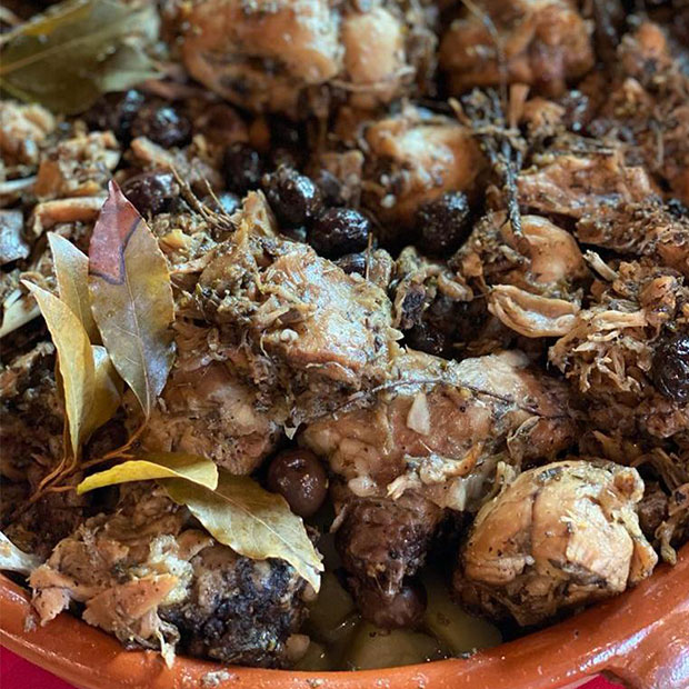 Lapin aux olives de Nyons de Béatrice Lapin aux olives de Nyons de Béatrice