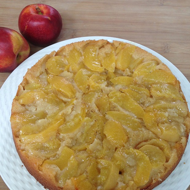 Gâteau renversé aux nectarines Gâteau renversé aux nectarines