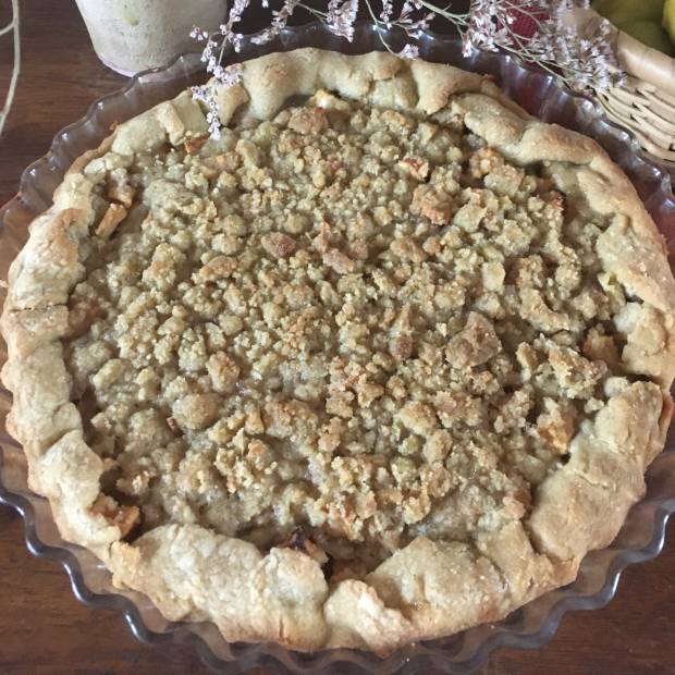 Tarte à la gelée de lavande et aux pommes d’Emmanuelle Tarte à la gelée de lavande et aux pommes d’Emmanuelle