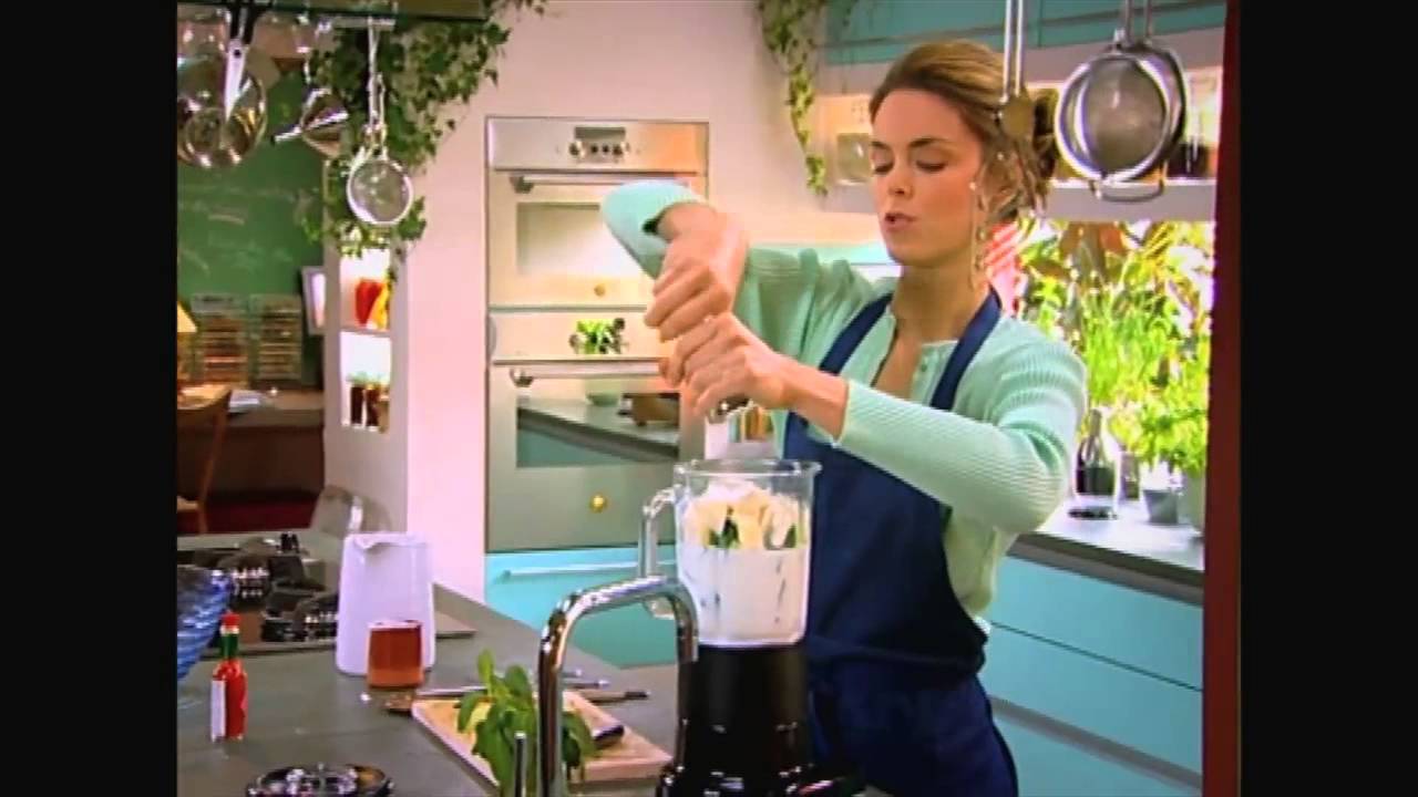 Video Soupe glacée de concombre et poires à la menthe