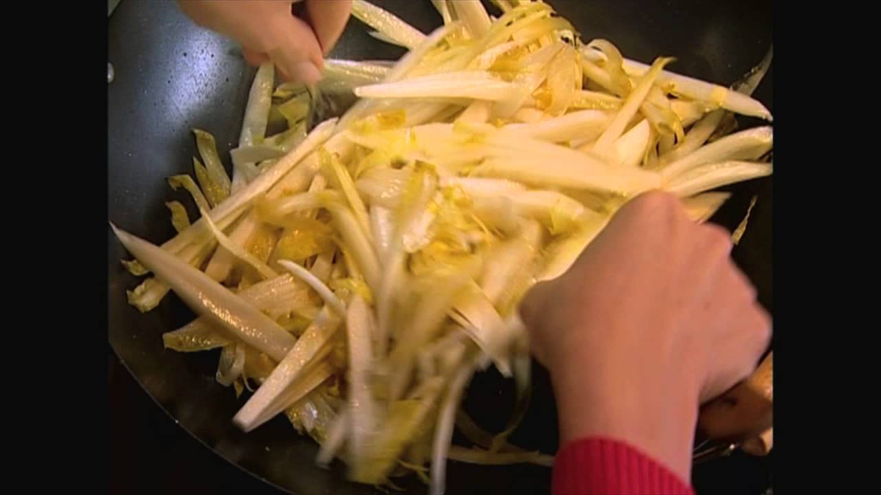 Video Salade ravioles croquantes