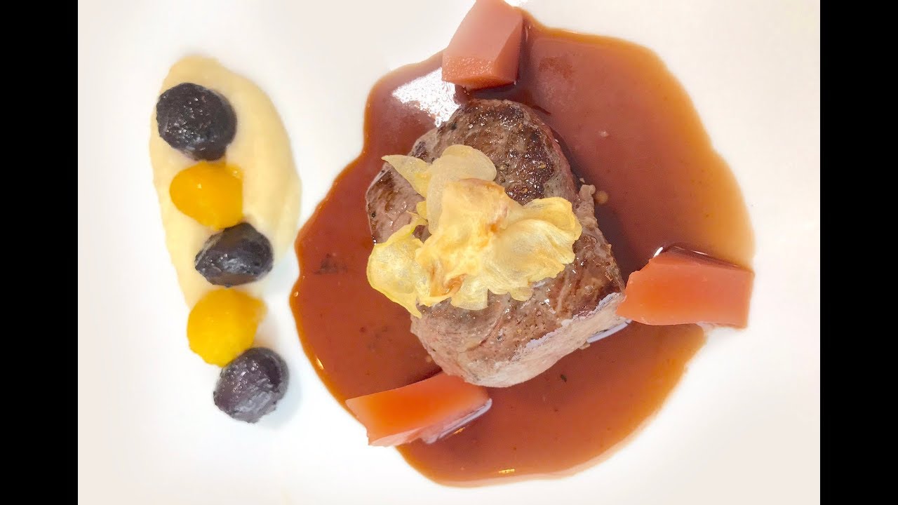 Video Bison d’Auvergne, mousseline de céleri, billes de carottes et gelée de coing de Marlène Chaussemy