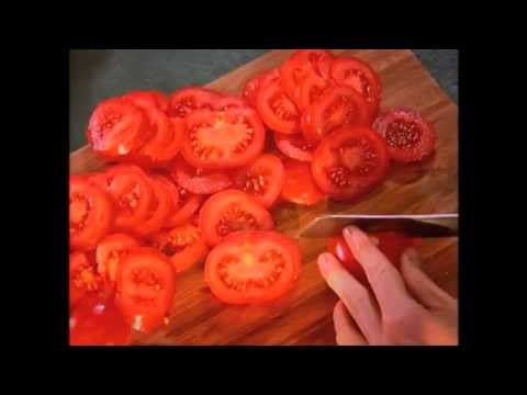 Video Tarte fine à la tomate et aux olives